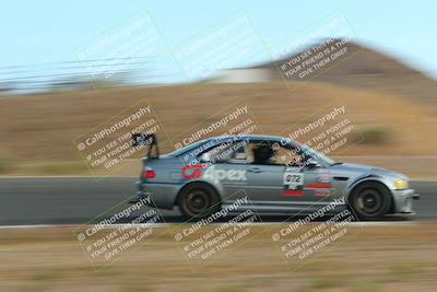 media/Jun-01-2025-CalClub SCCA (Sun) [[eae223c5dd]]/Group 2/Race 2/
